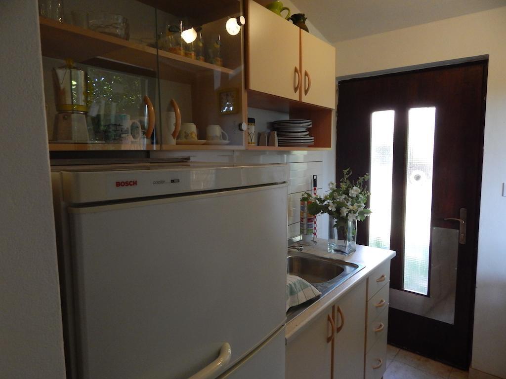 Apartment Tomato Pula Pokoj fotografie